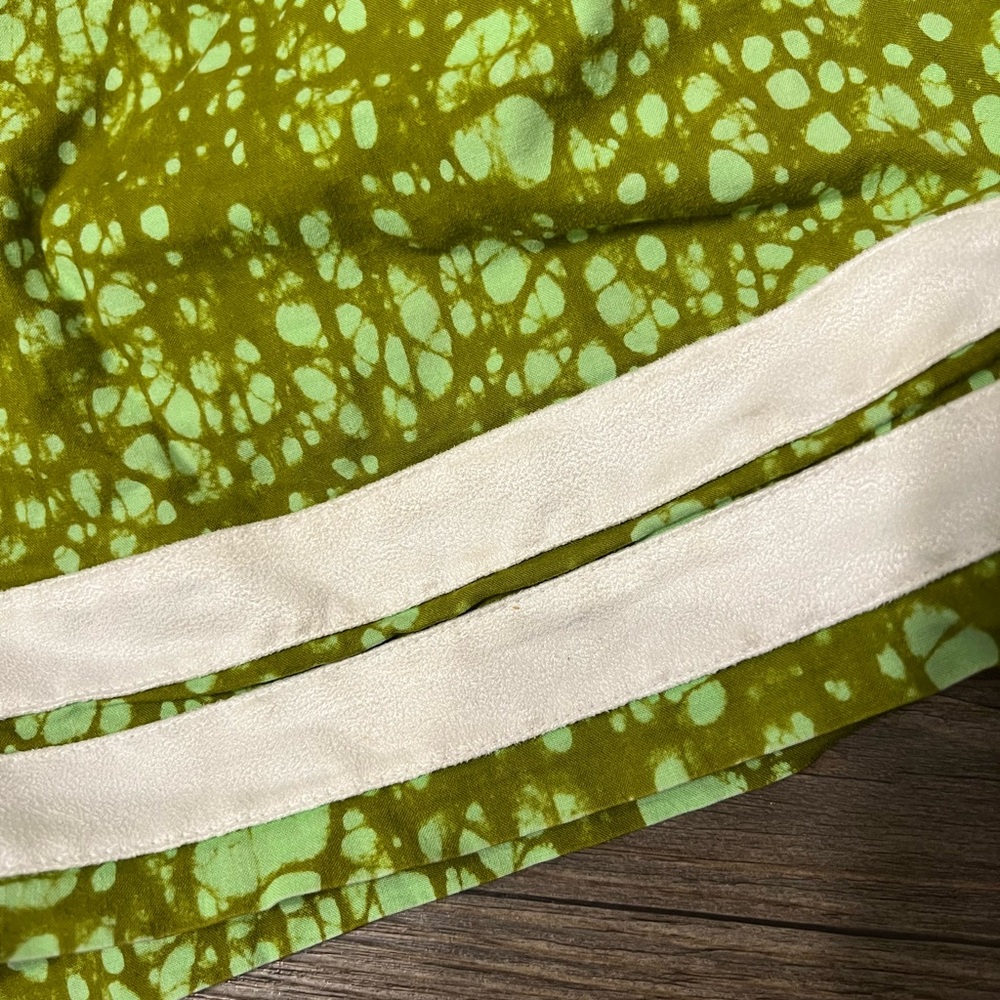 Maison Chateau Rouge The Shorts in Bubble Green XS - Picture 4 of 8